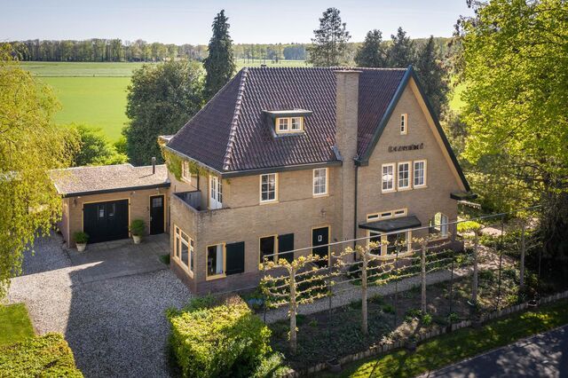 Villa Ruurloseweg 6 in Vorden